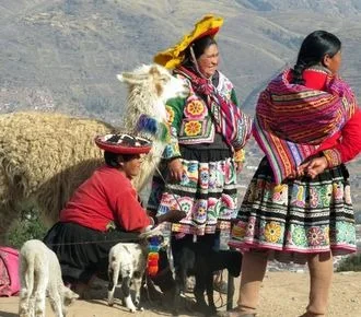 Do Pacífico aos Andes: Uma Jornada pelo Peru