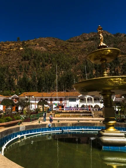 Huaraz: Montanhas, Lagos e Arqueologia