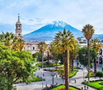 Da Costa ao Altiplano do Peru com Lima, Ica, Arequ